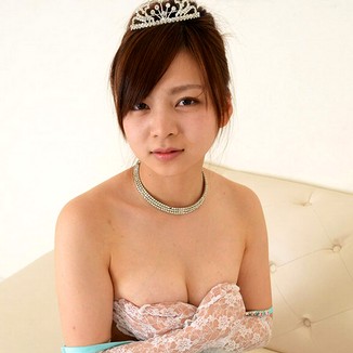 Akari Nishino